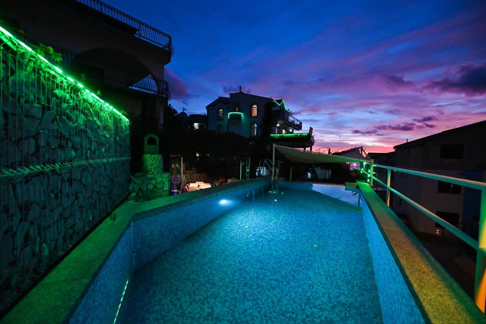 Apartments Maric Primosten Bagian luar foto
