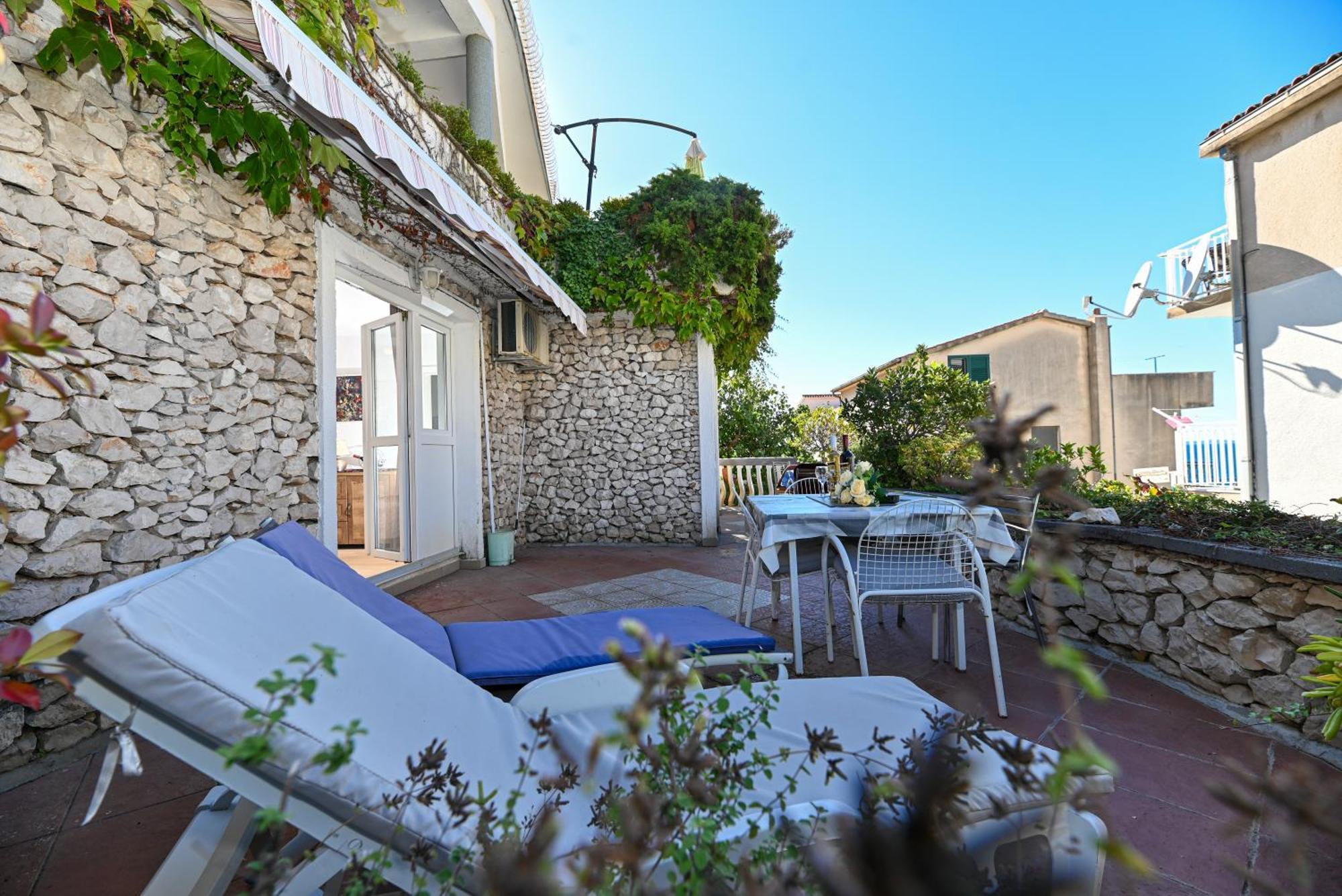Apartments Maric Primosten Bagian luar foto